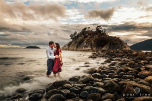 Best Whytecliff Park Engagement Photos