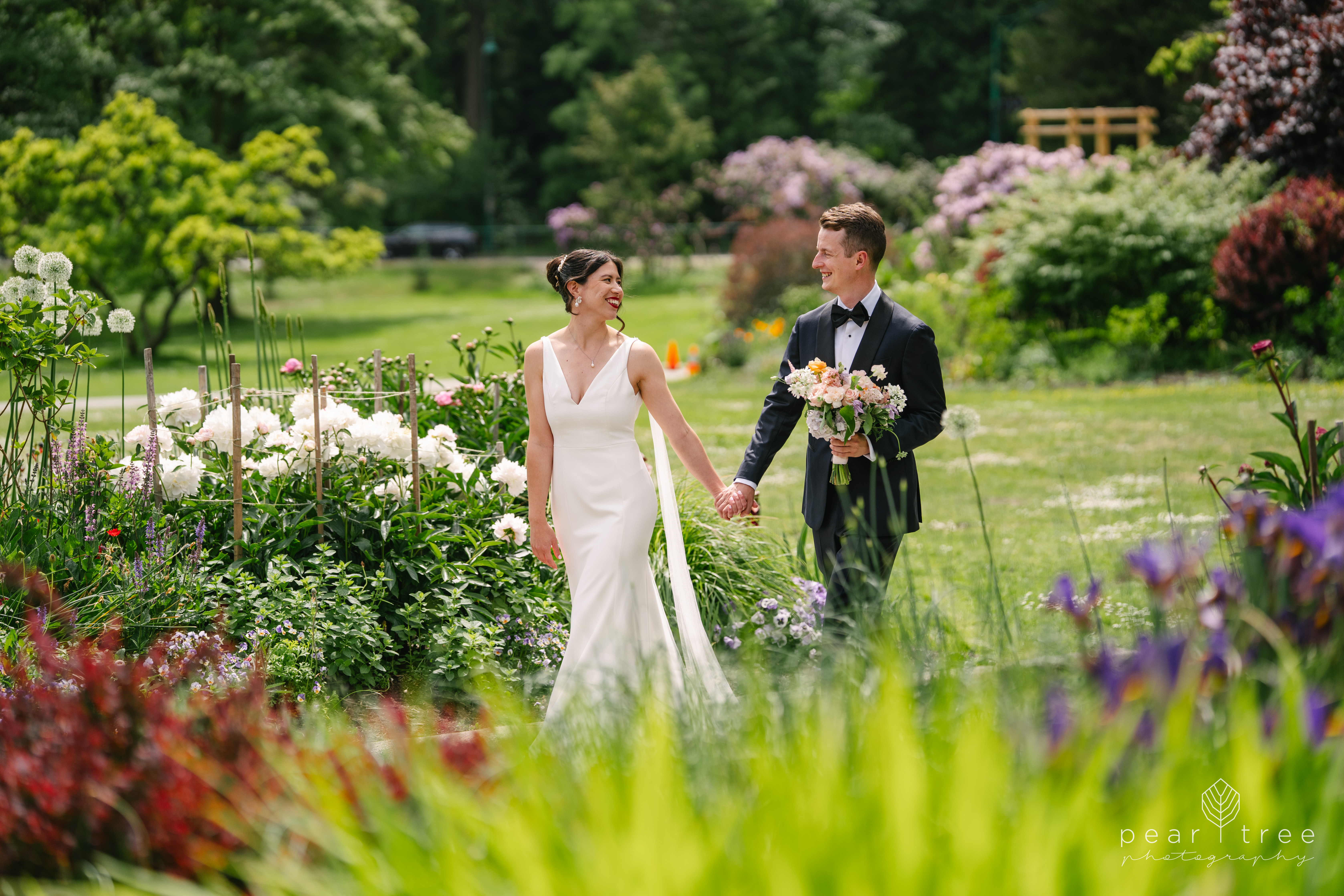 Stanley Park Wedding Portraits