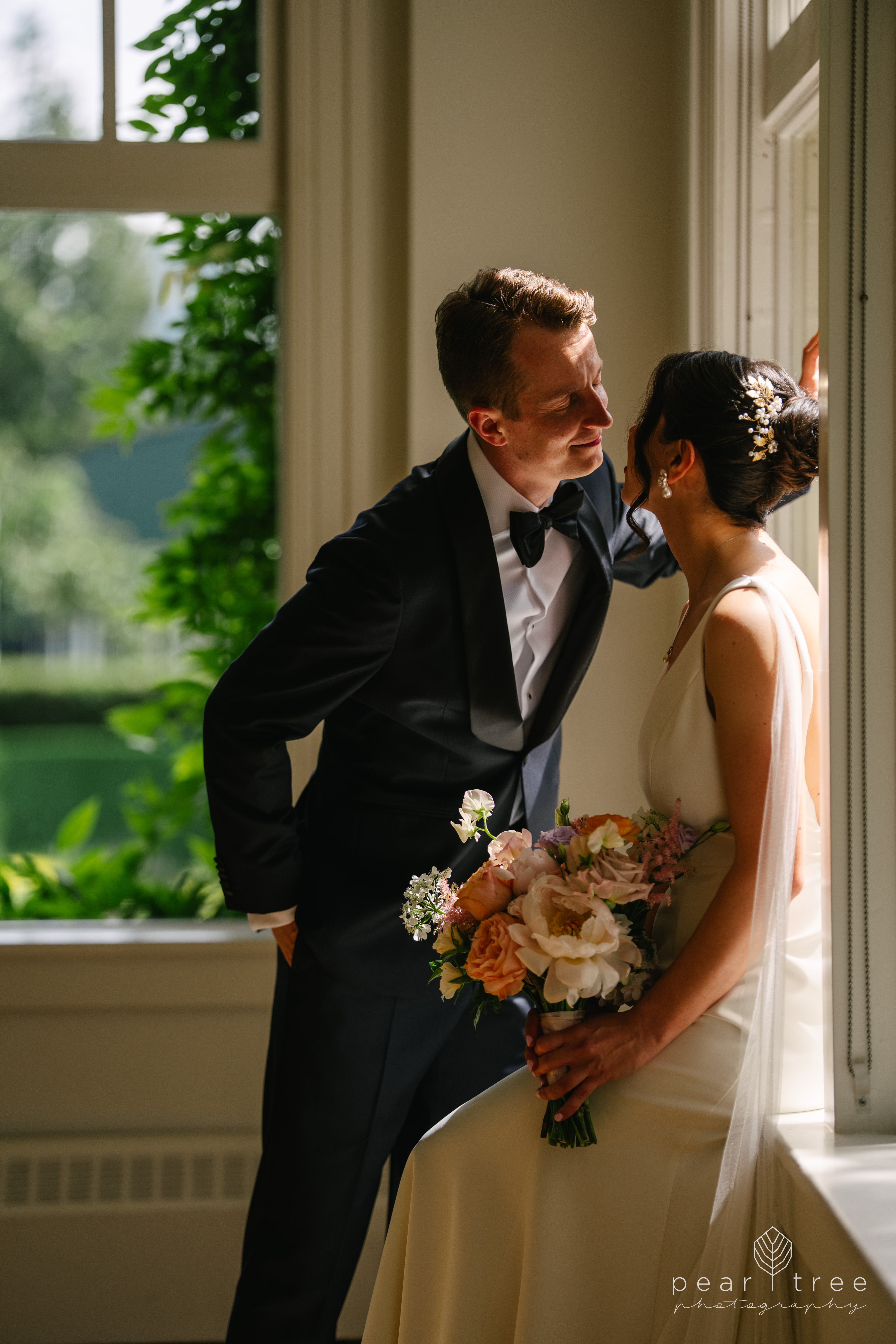 Stanley Park Wedding Portraits