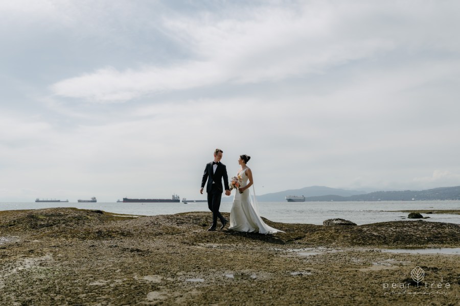 Stanley Park Wedding Portraits